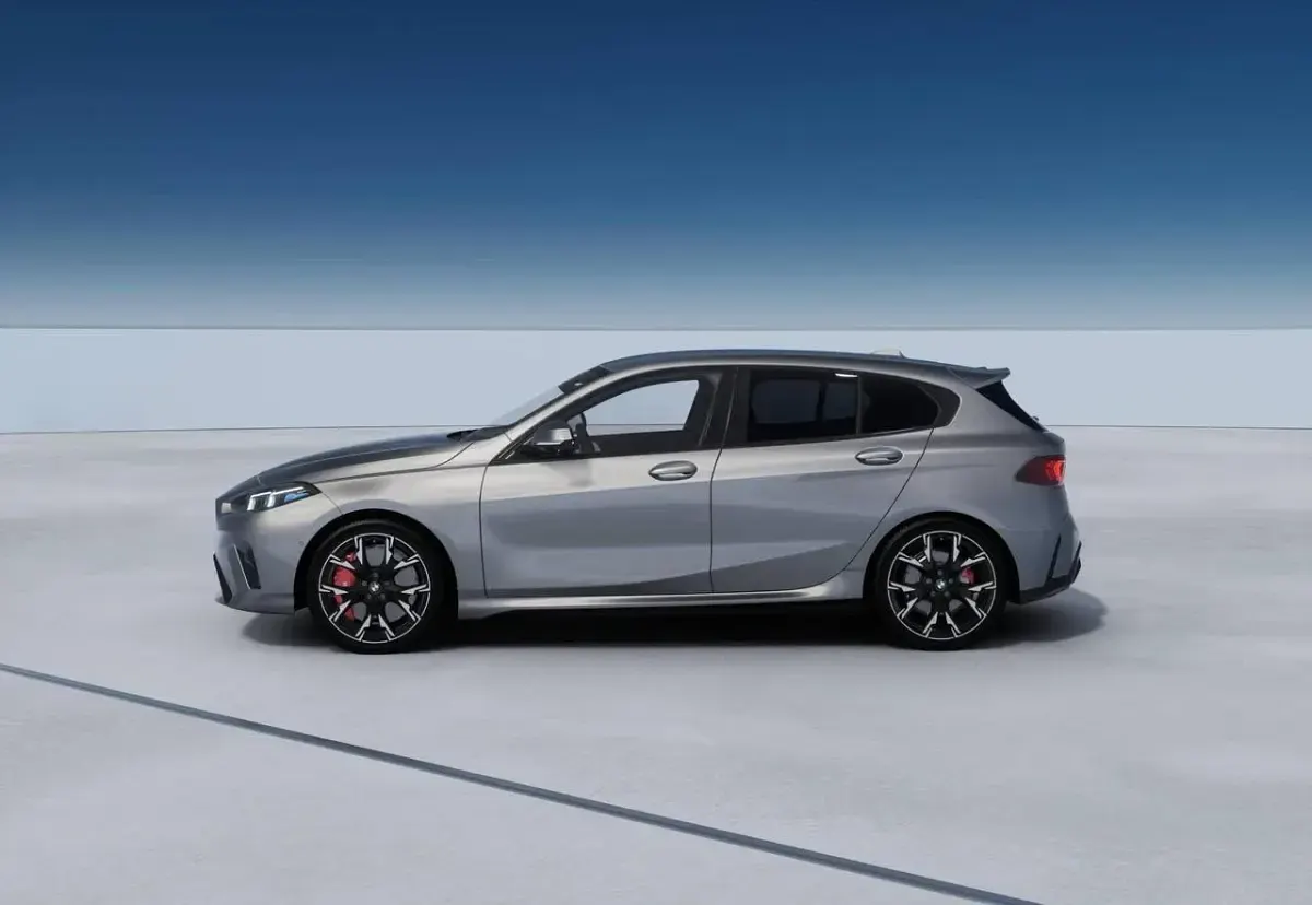 Nuova BMW 120 M Sport 163 CV (119 kW) 2026 Grigio Utilitaria