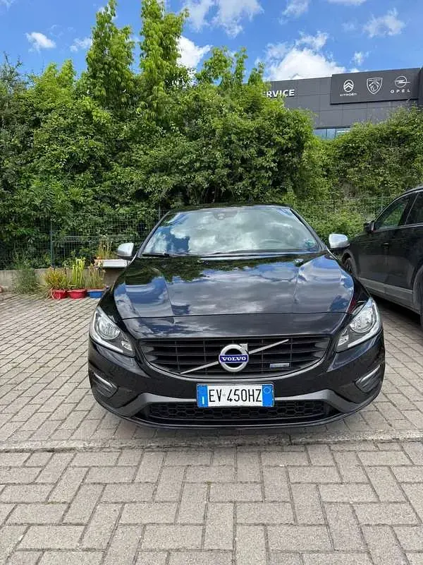 Usata Volvo V60 136 CV (100 kW) 2014 Station wagon