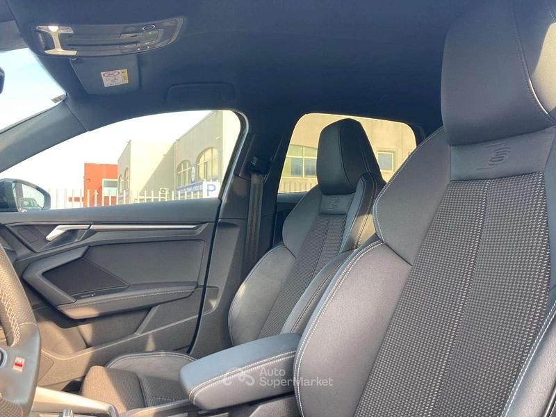 Usata Audi S3 Sport 310 CV (228 kW) 2022 Grigio daytona Berlina