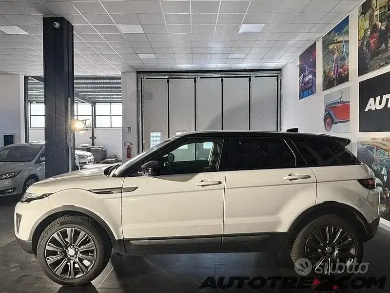 Usata Land Rover Range Rover evoque Pure 150 CV (110 kW) 2017 Bianco SUV