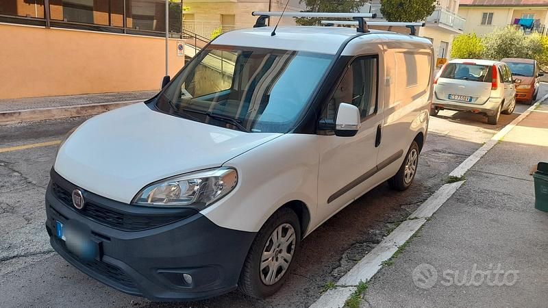 Usata Fiat Doblò 2016 Bianco Monovolume