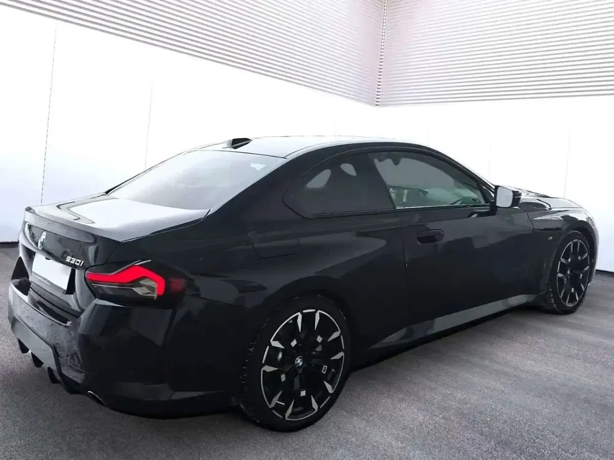 Usata BMW 230 M Sport 245 CV (180 kW) 2025 Nero zaffiro Coupé