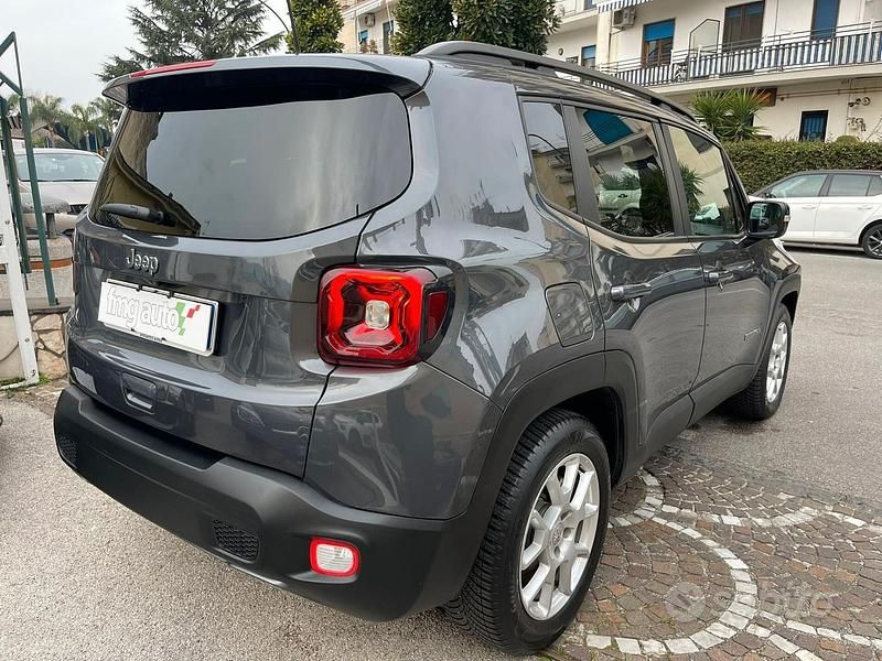 Usata Jeep Renegade Limited 131 CV (96 kW) 2022 Grigio SUV