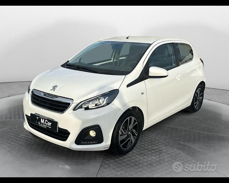Bianco Usata 2019 Peugeot 108 Allure Tre volumi | 9500 € (Buon prezzo) - Immagine 1/4
