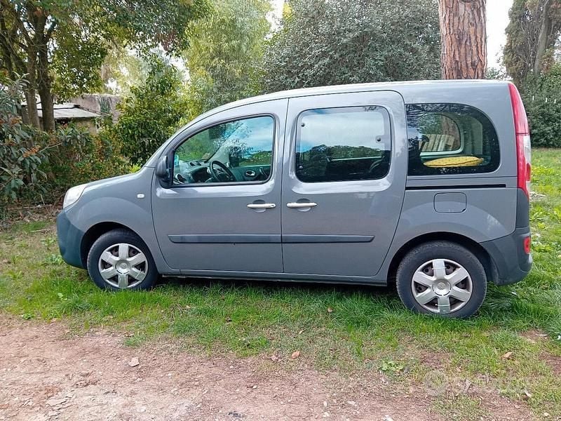 Usata Renault Kangoo 2015 Grigio Berlina