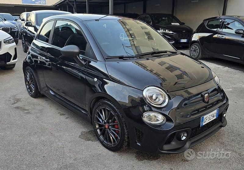 Usata Abarth 595 Competizione 180 CV (132 kW) 2021 Nero metallizzato Utilitaria
