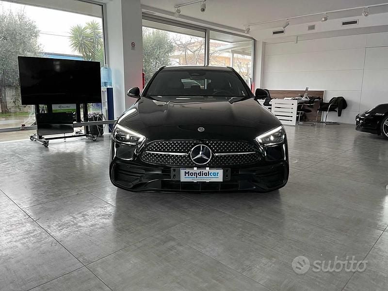 Usata Mercedes C300e Premium 265 CV (194 kW) 2022 Nero Station wagon