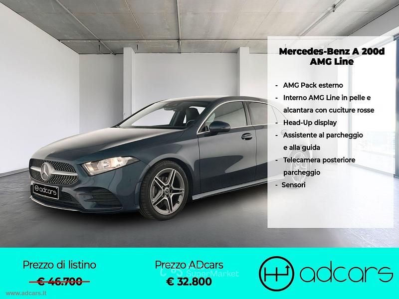 Blu/azzurro Usata 2020 Mercedes A200 AMG line Tre volumi | 32.800 € (Molto cara) - Immagine 1/4