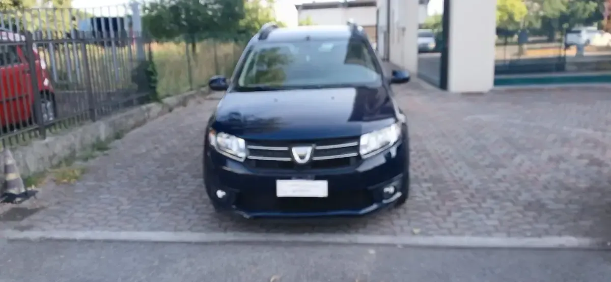Usata Dacia Sandero 72 CV (52 kW) 2014 Blu Berlina