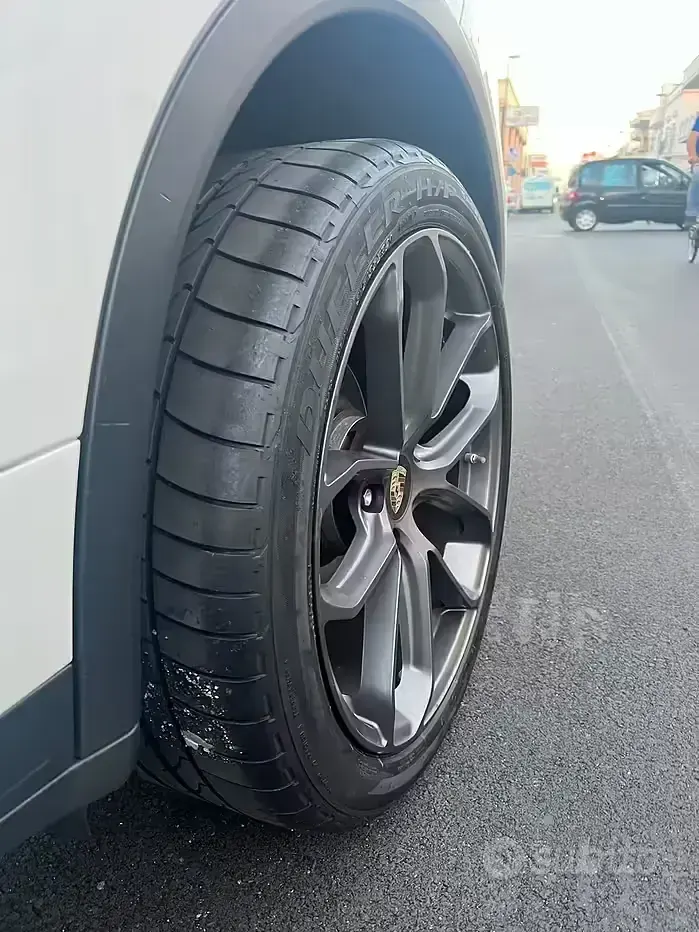 Usata Porsche Cayenne 245 CV (180 kW) 2013 Bianco SUV