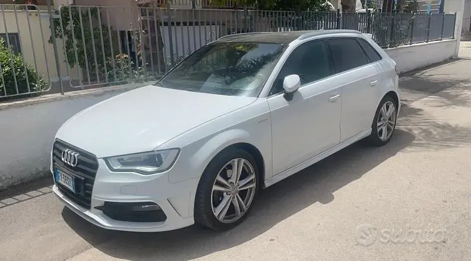 Usata Audi A3 S-Line 110 CV (80 kW) 2015 Bianco Berlina