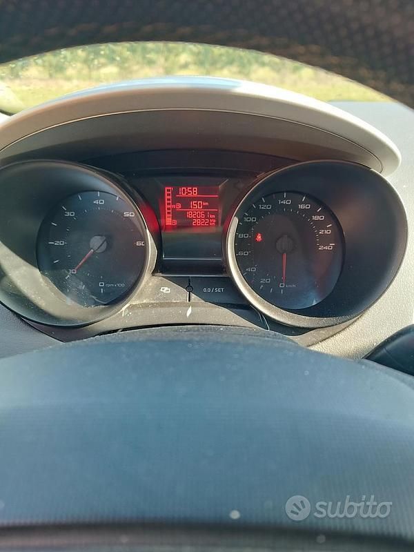 Usata Seat Ibiza Style 75 CV (55 kW) 2012 Grigio Utilitaria