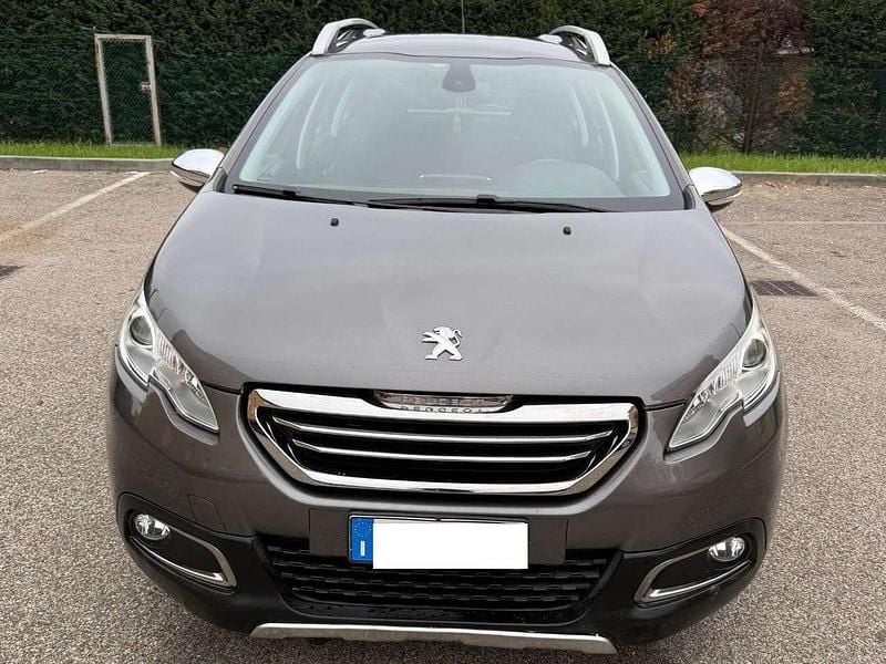Grigio Usata 2015 Peugeot 2008 SUV | 6500 € (Super prezzo) - Immagine 1/4
