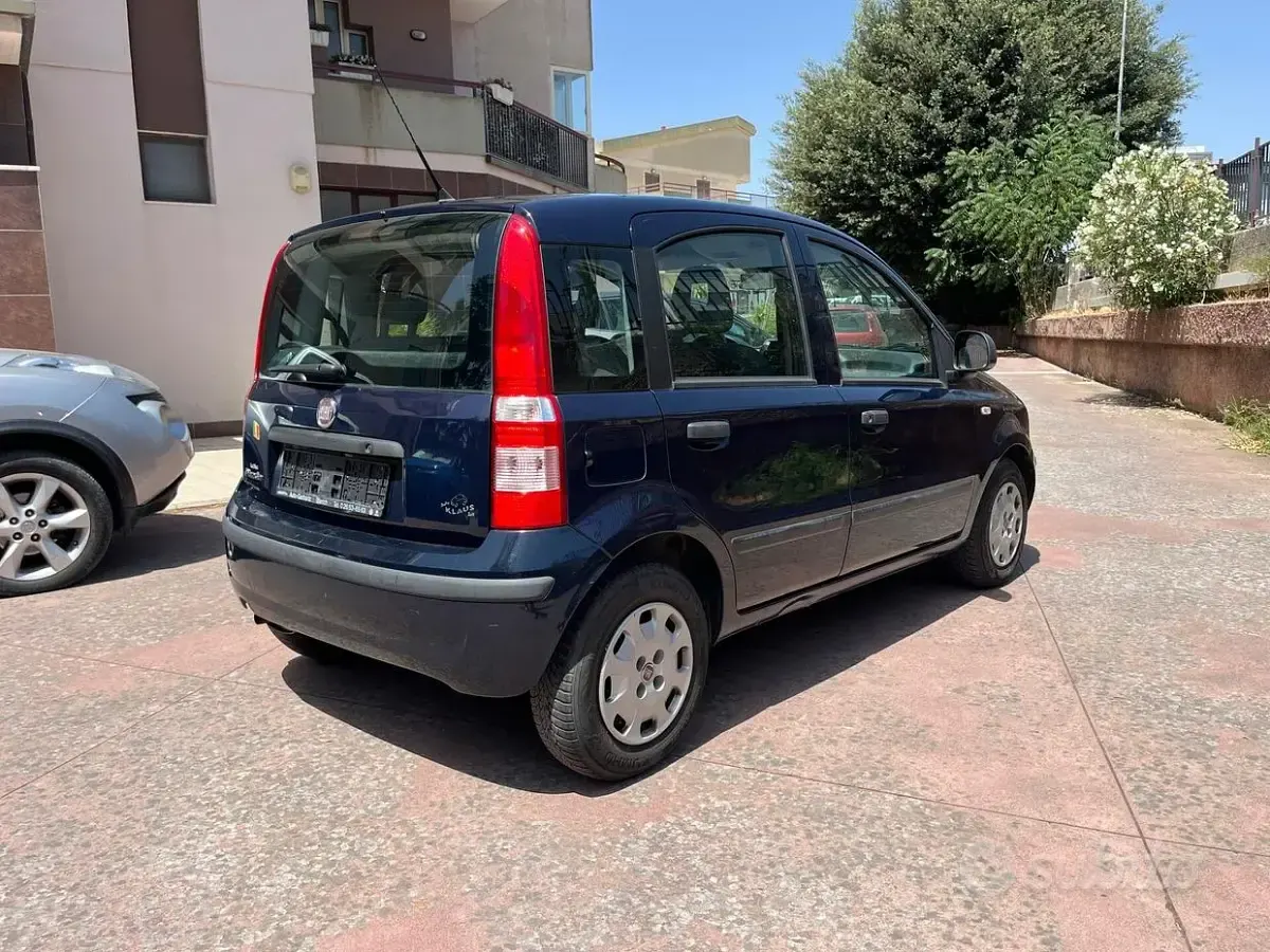 Usata Fiat Panda 69 CV (50 kW) 2011 Blu Utilitaria