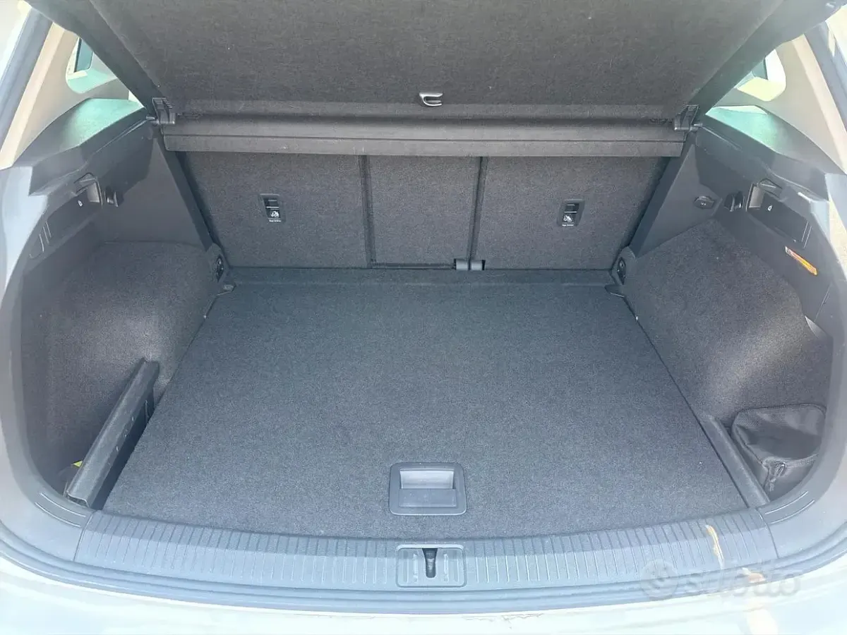Usata VW Tiguan Business 150 CV (110 kW) 2018 Bianco SUV
