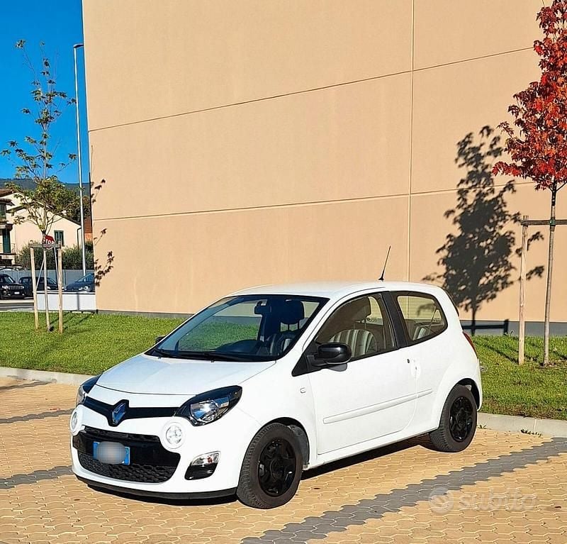 Usata Renault Twingo Night&Day 75 CV (55 kW) 2014 Bianco Utilitaria