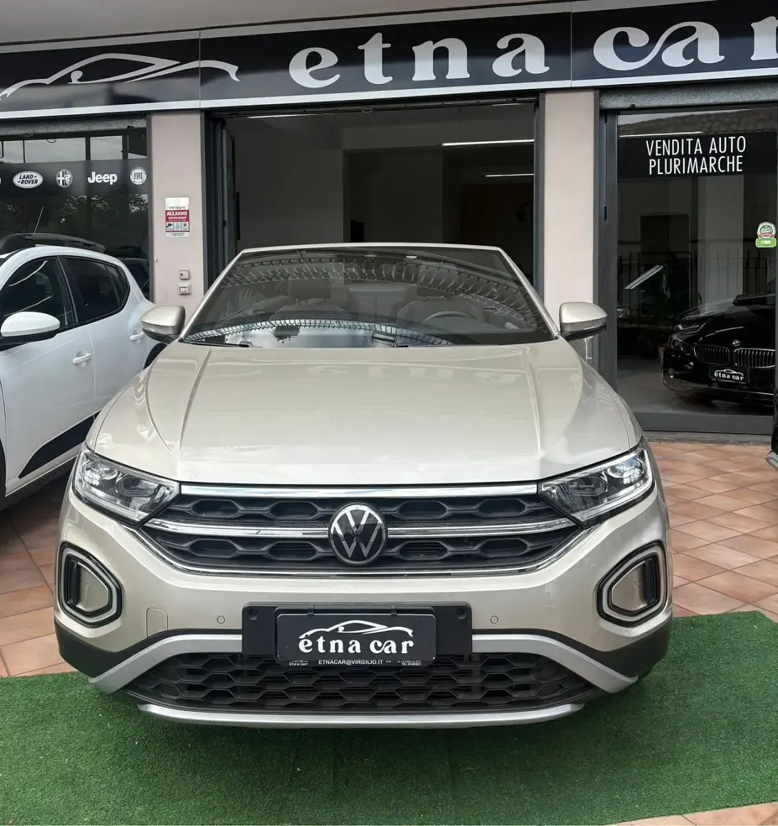 Usata VW T-Roc Cabriolet Style 150 CV (110 kW) 2024 Beige Cabrio