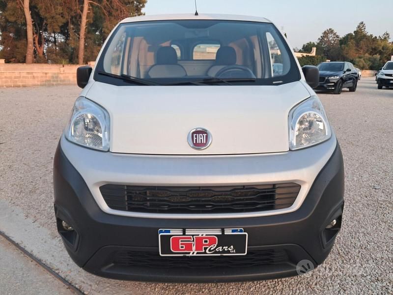 Usata Fiat Fiorino 80 CV (58 kW) 2018 Bianco Monovolume
