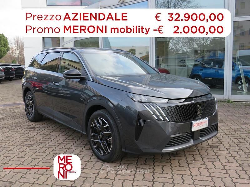Usata Peugeot 5008 Allure 145 CV (106 kW) 2025 Grigio SUV