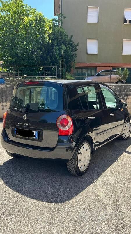 Usata Renault Modus 75 CV (55 kW) 2005 Monovolume