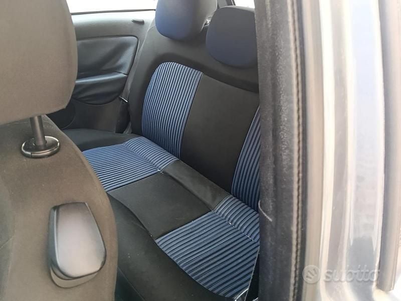 Usata Lancia Ypsilon 69 CV (50 kW) 2008 Grigio Utilitaria