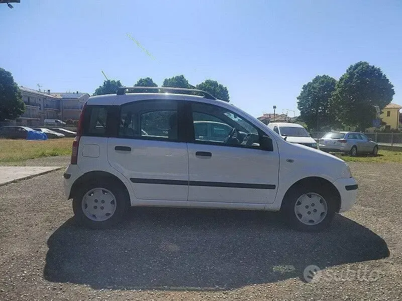 Usata Fiat Panda Dynamic 69 CV (50 kW) 2006 Bianco Utilitaria