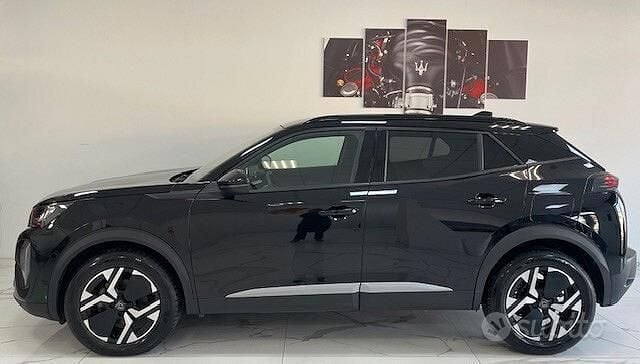 Usata Peugeot 2008 Allure 131 CV (96 kW) 2025 Nero SUV