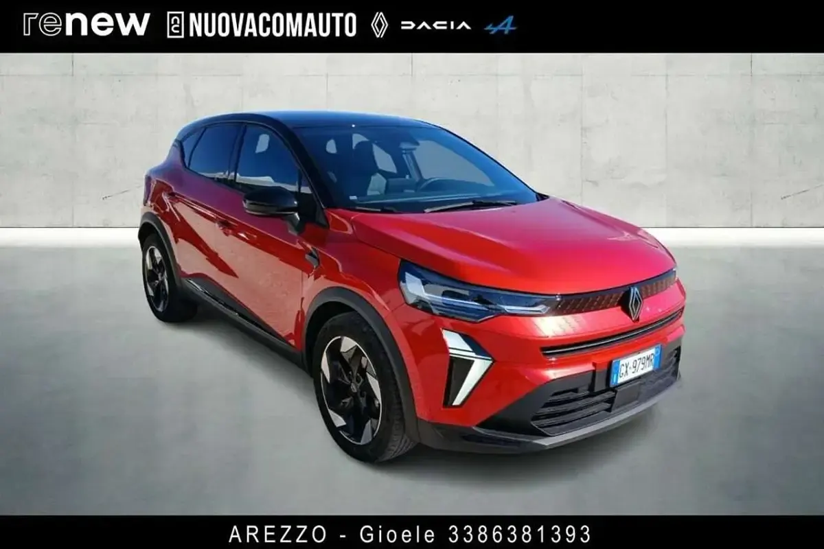 Usata Renault Captur Techno 101 CV (74 kW) 2025 Rosso dinamico SUV