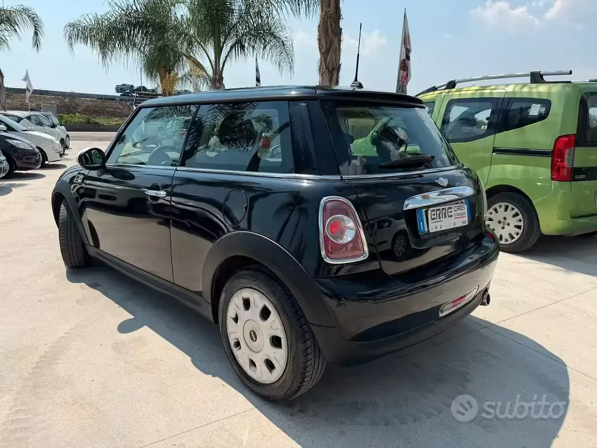 Usata Mini One D 90 CV (66 kW) 2013 Nero Utilitaria