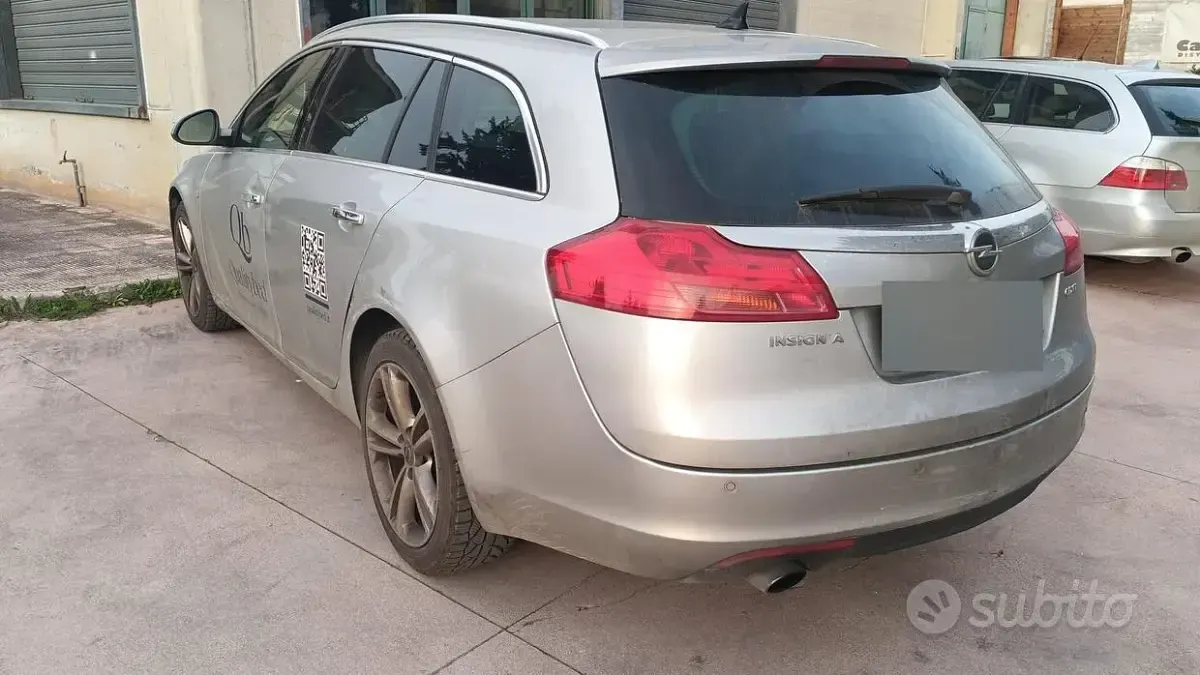 Usata Opel Insignia 174 CV (127 kW) 2015 Grigio Station wagon