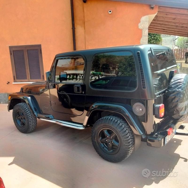 Usata Jeep Wrangler 118 CV (86 kW) 1997 SUV