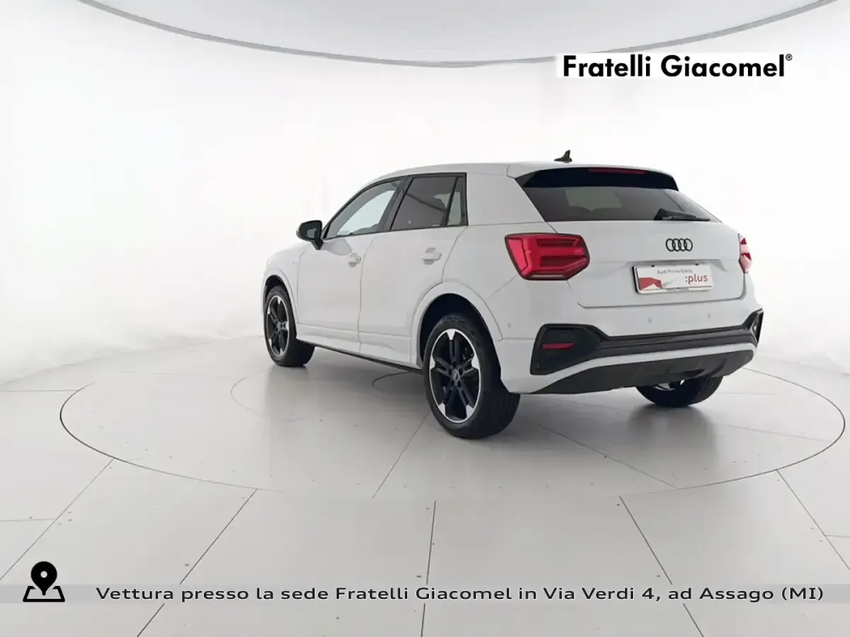 Usata Audi Q2 S-Line 150 CV (110 kW) 2025 Bianco ghiacciaio metallizzato SUV
