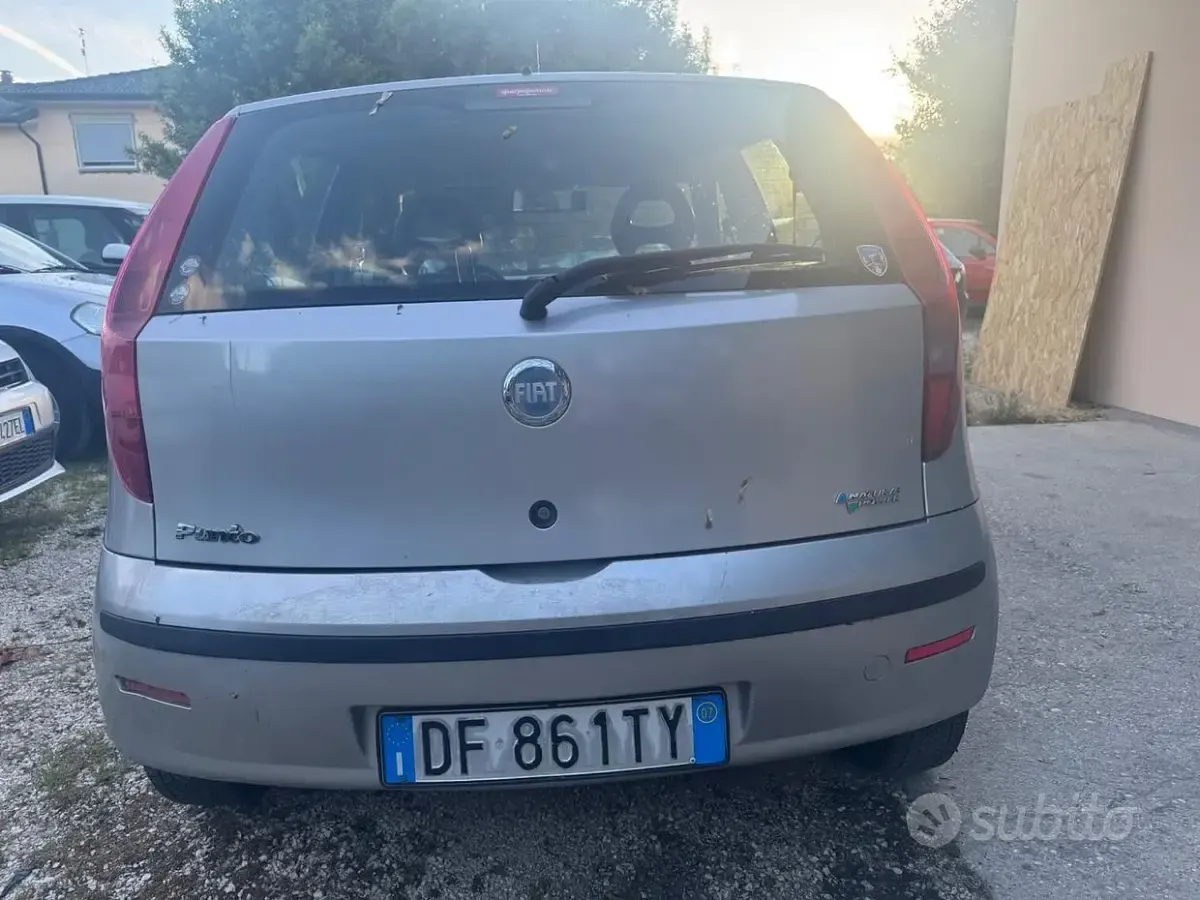 Usata Fiat Punto Classica 60 CV (44 kW) 2007 Grigio Utilitaria