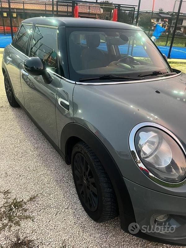 Usata Mini Cooper D Business 2016 Grigio Utilitaria