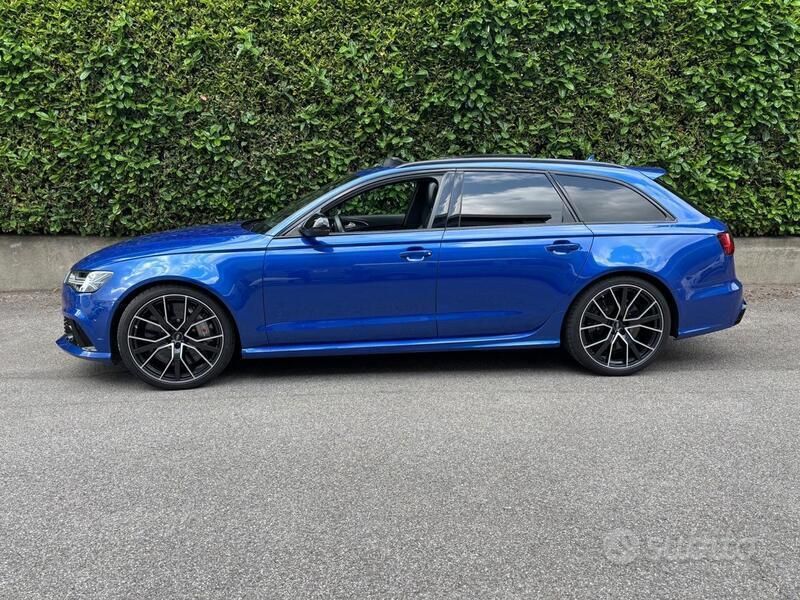 Blu Usata 2018 Audi RS6 Performance Station wagon | 69.900 € (Cara) - Immagine 1/4