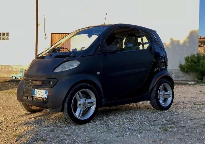 Usata 2002 Smart ForTwo Coupé Pulse Coupé | 2000 € (Ottimo prezzo) - Immagine 1/4