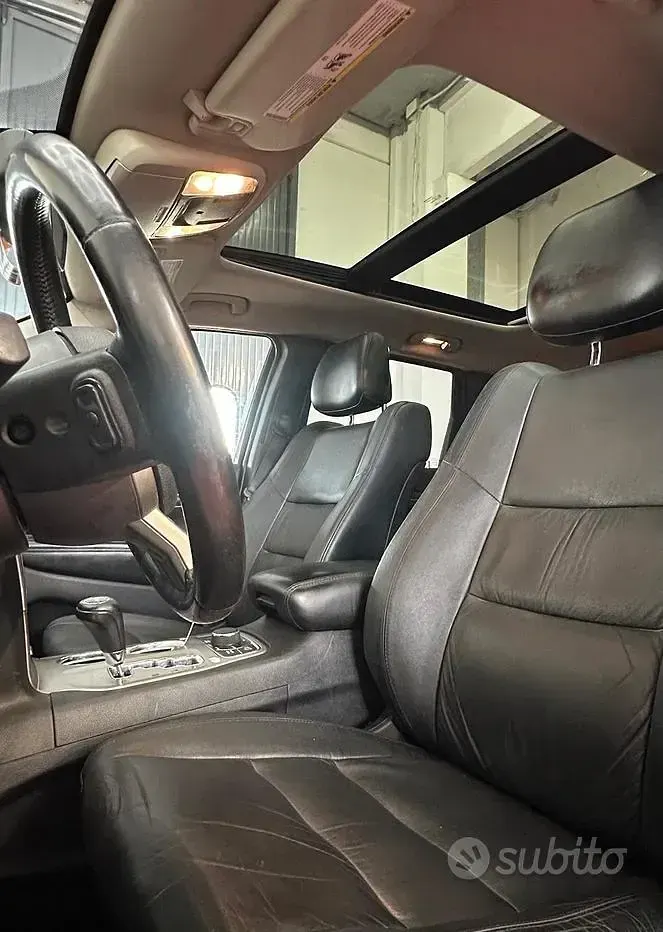 Usata Jeep Grand Cherokee Overland 241 CV (177 kW) 2012 Bianco SUV