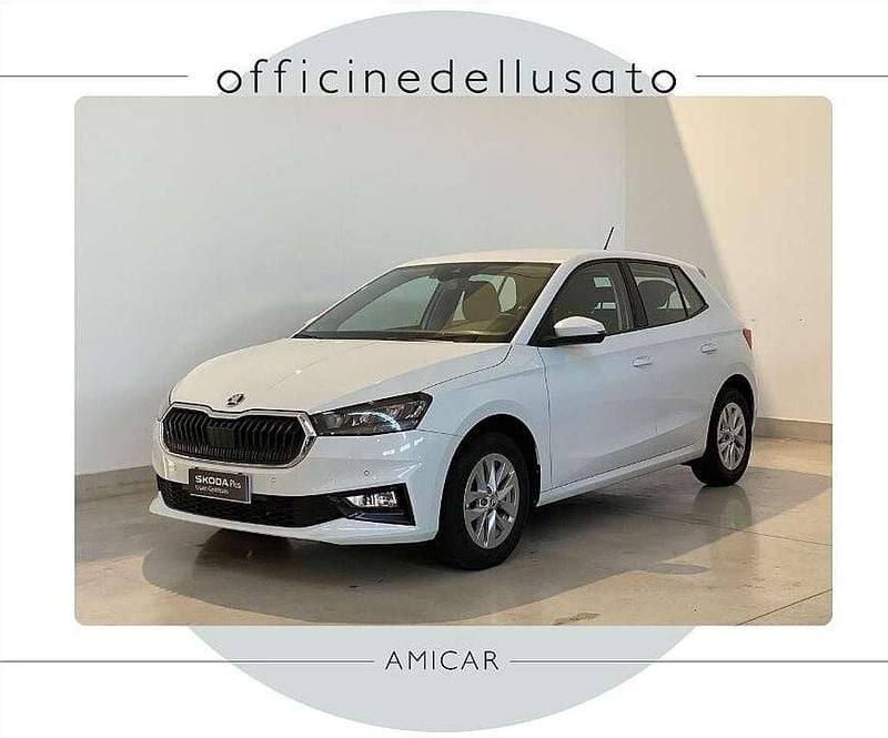 Bianco Usata 2024 Skoda Fabia Selection Due volumi | 15.450 € (Buon prezzo) - Immagine 1/4