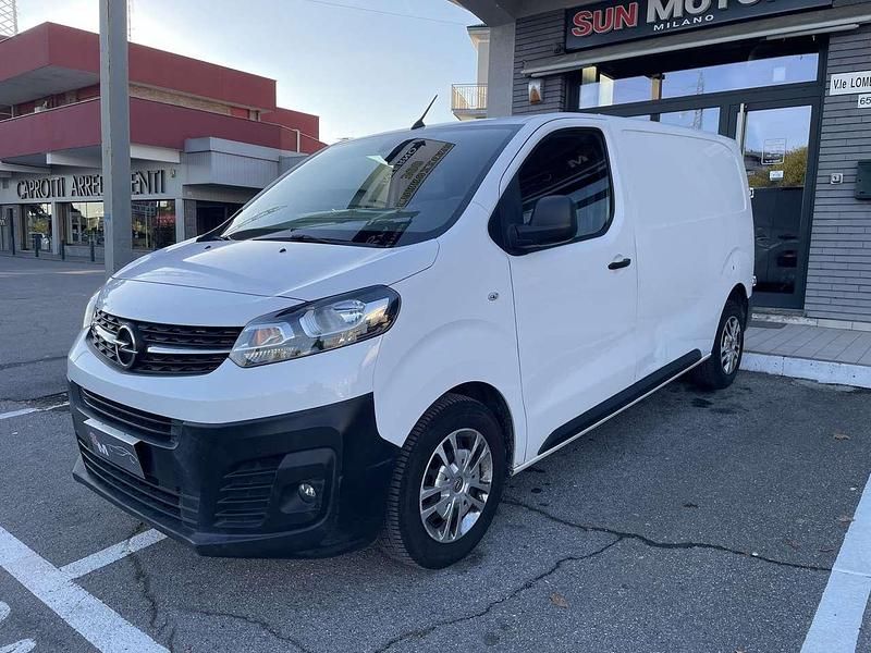 Usata Opel Vivaro Edition 122 CV (89 kW) 2019 Bianco Monovolume