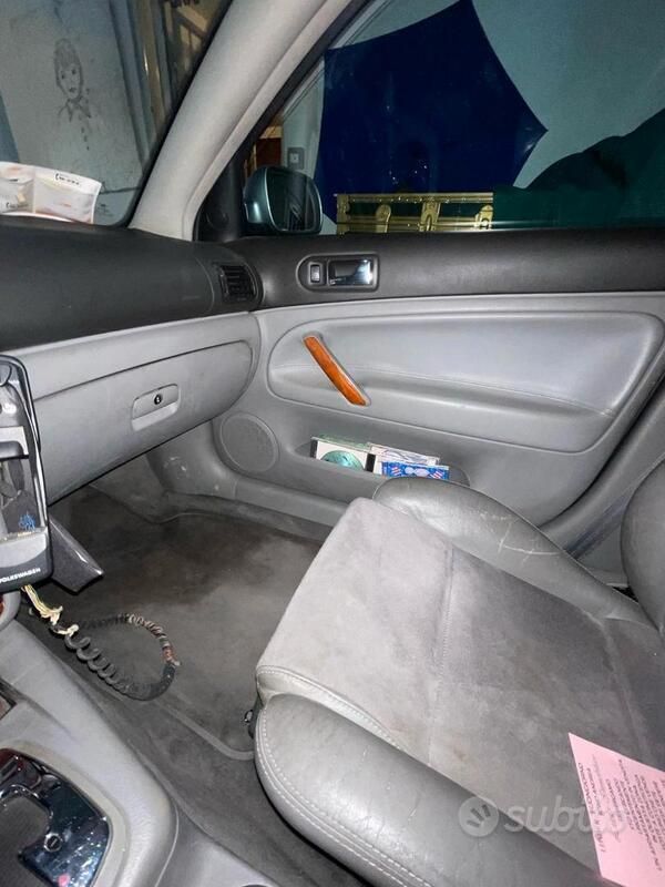 Usata VW Passat 150 CV (110 kW) 2002 Grigio Station wagon