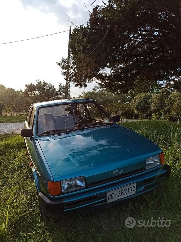 Usata Ford Fiesta 95 CV (69 kW) 1988 Utilitaria