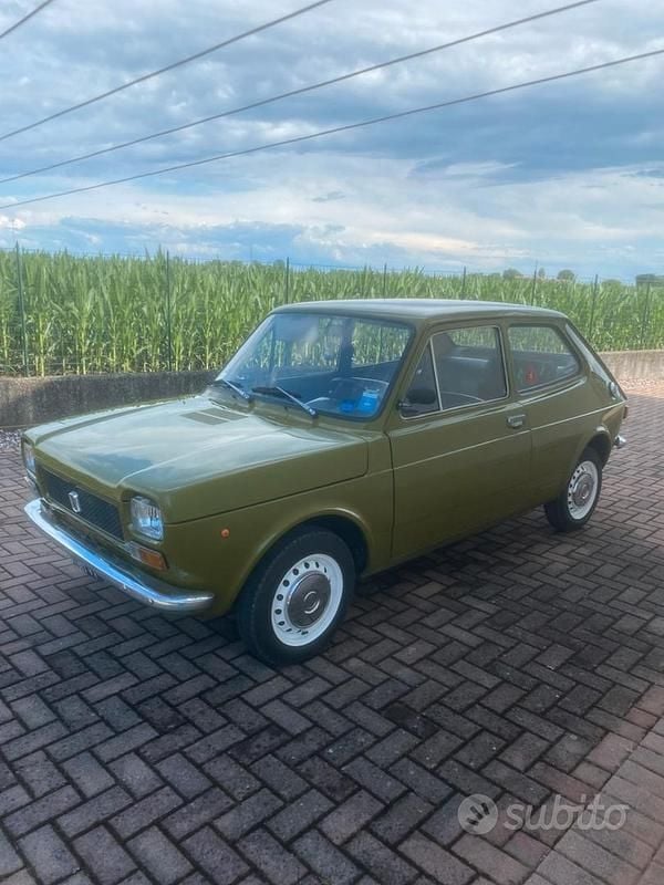 Verde Usata 1970 Fiat 127 Tre volumi | 4700 € - Immagine 1/4
