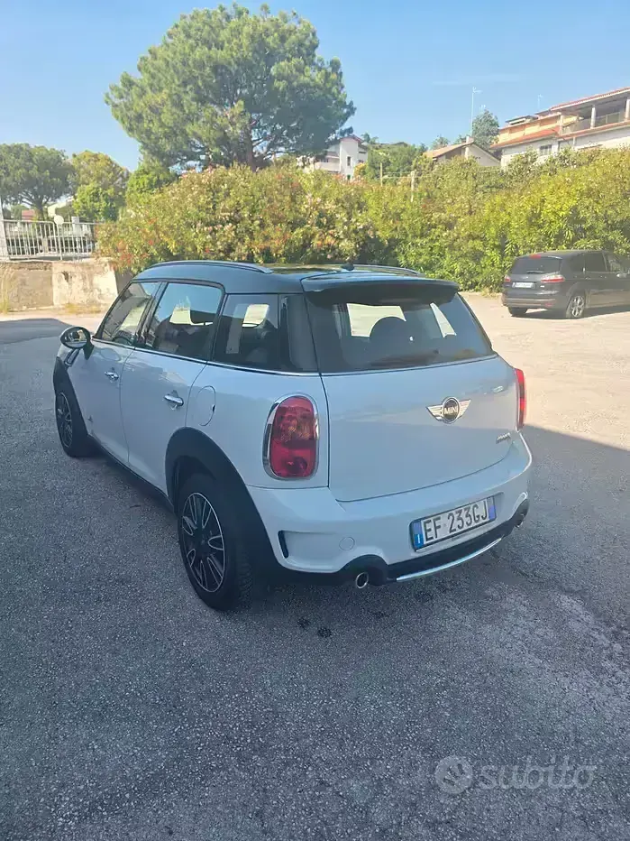 Usata Mini Cooper S Countryman 184 CV (135 kW) 2011 Bianco SUV