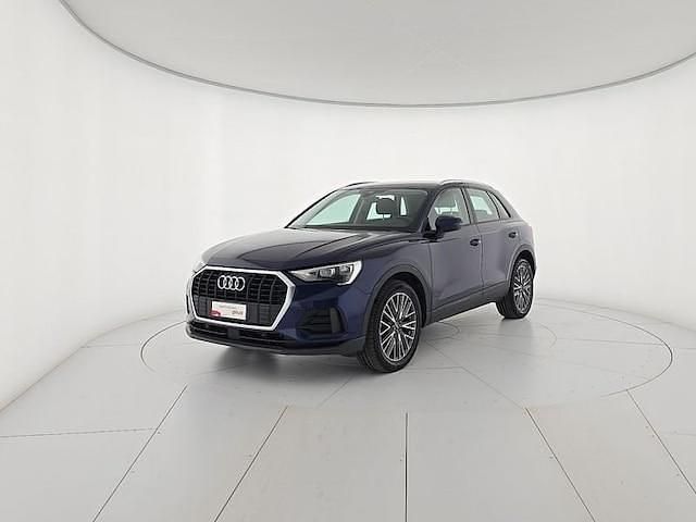 Usata Audi Q3 Business 150 CV (110 kW) 2023 Blu navarra metallizzato SUV