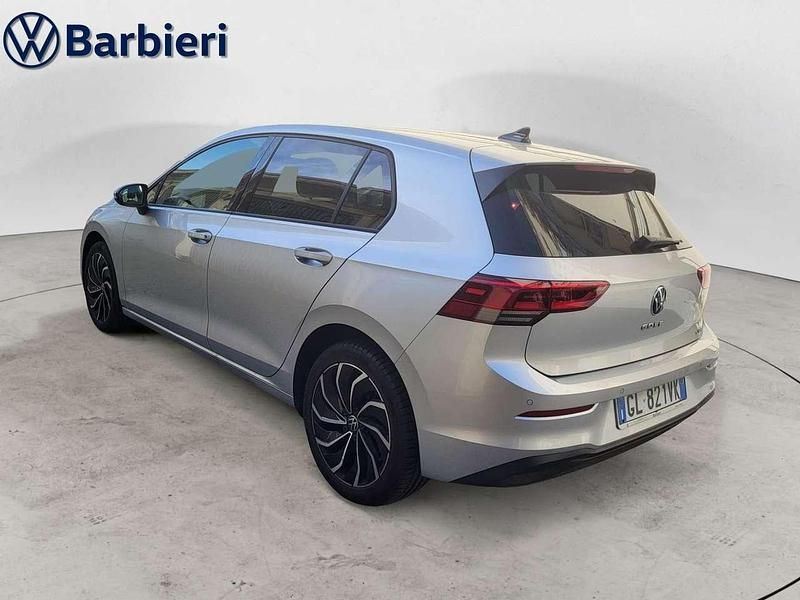Brugt VW Golf VIII Life 110 HK (80 kW) 2023 Sølv Hatchback
