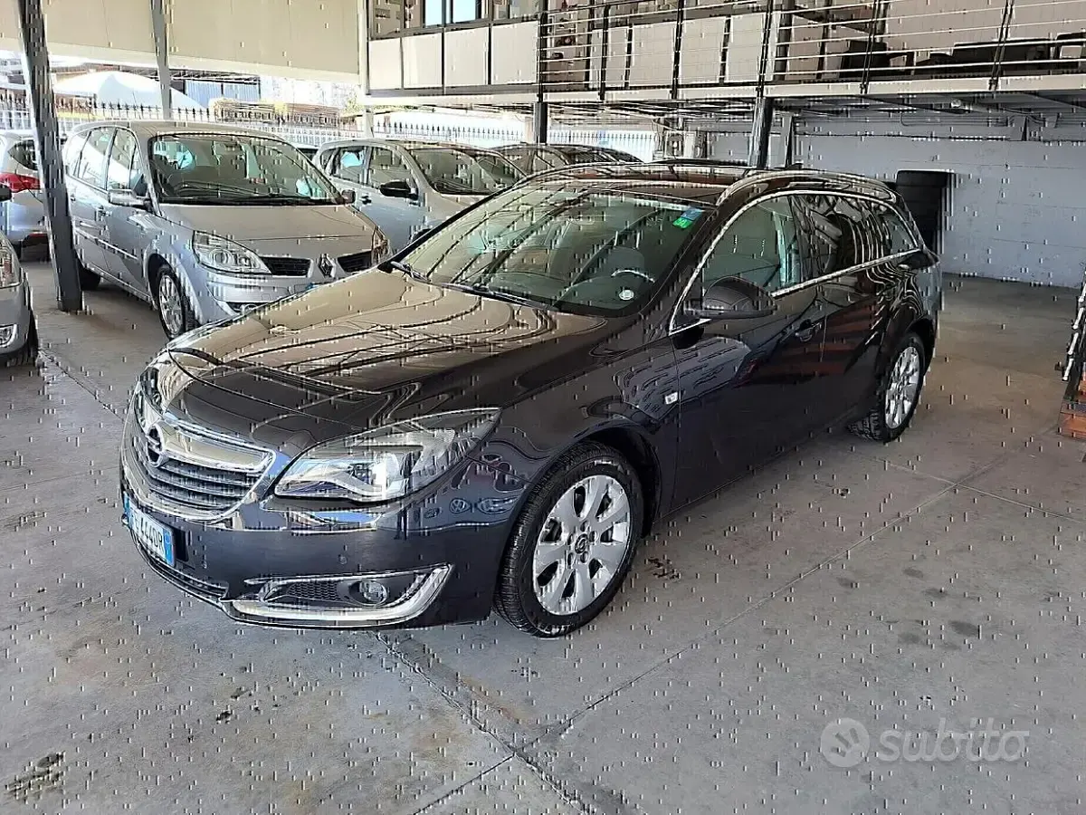 Usata Opel Insignia Cosmo 136 CV (100 kW) 2016 Nero Station wagon