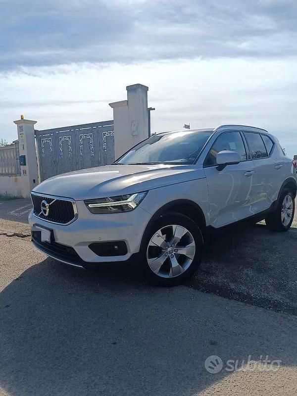 Usata Volvo XC40 150 CV (110 kW) 2019 SUV