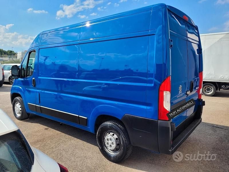 Usata Peugeot Boxer S 140 CV (102 kW) 2020 Blu Furgone