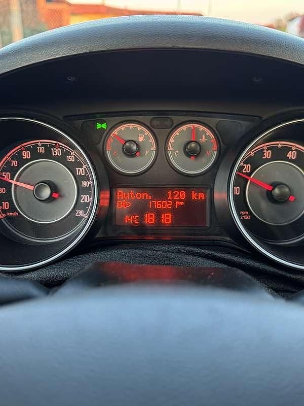 Usata Fiat Punto Lounge 95 CV (69 kW) 2018 Utilitaria