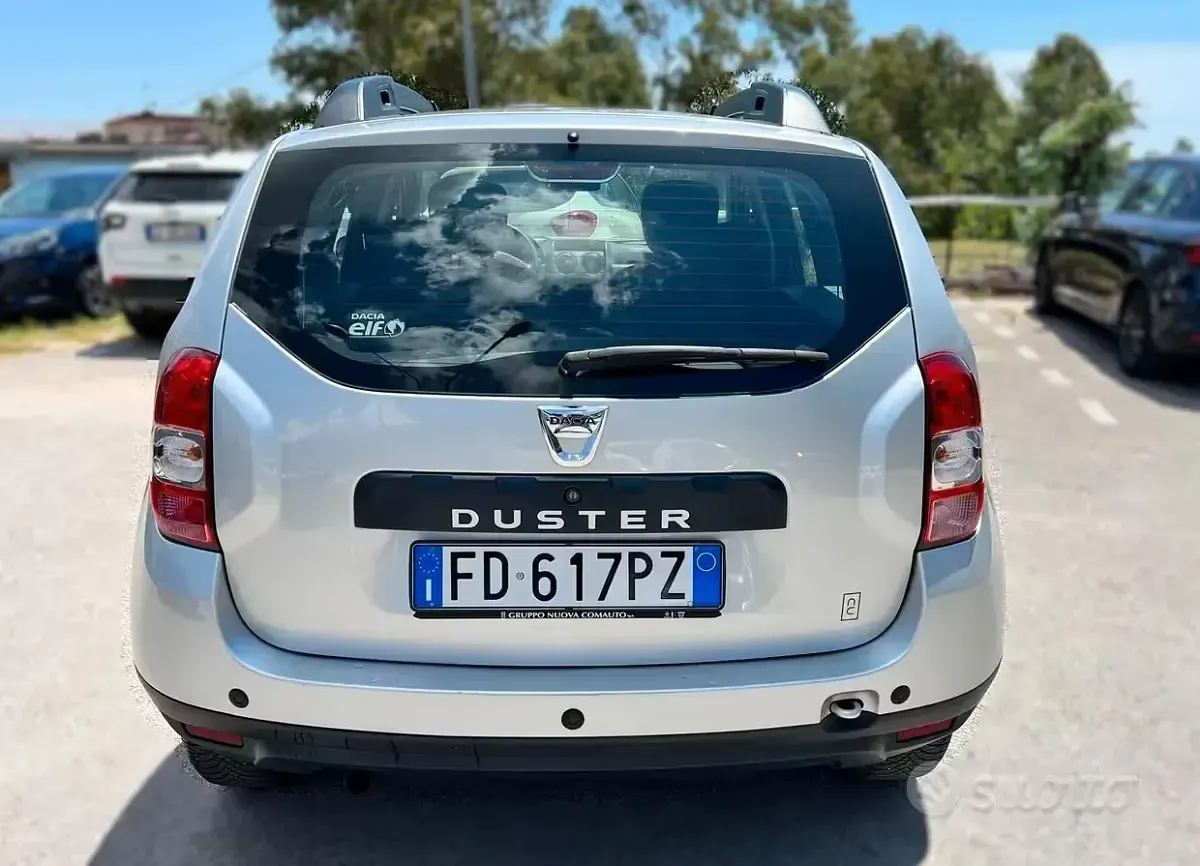 Usata Dacia Duster Urban Explorer 109 CV (80 kW) 2016 Grigio SUV